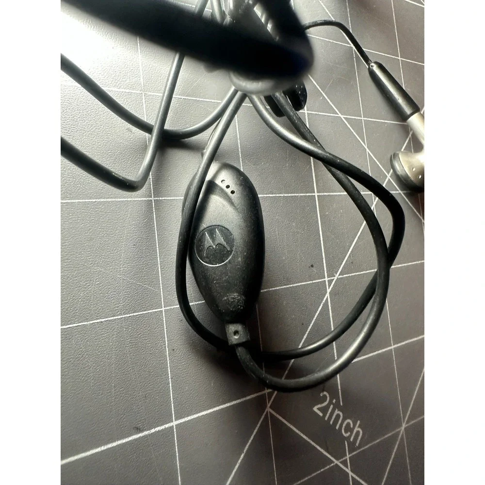 Vintage Motorola HS810 Bluetooth Wireless Headset Ear Hook Untested Parts Repair